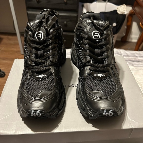 Black Balenciaga Runners Size 46 - US 13 - Picture 1 of 12